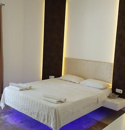 Safir Hotel Bitez Luaran gambar